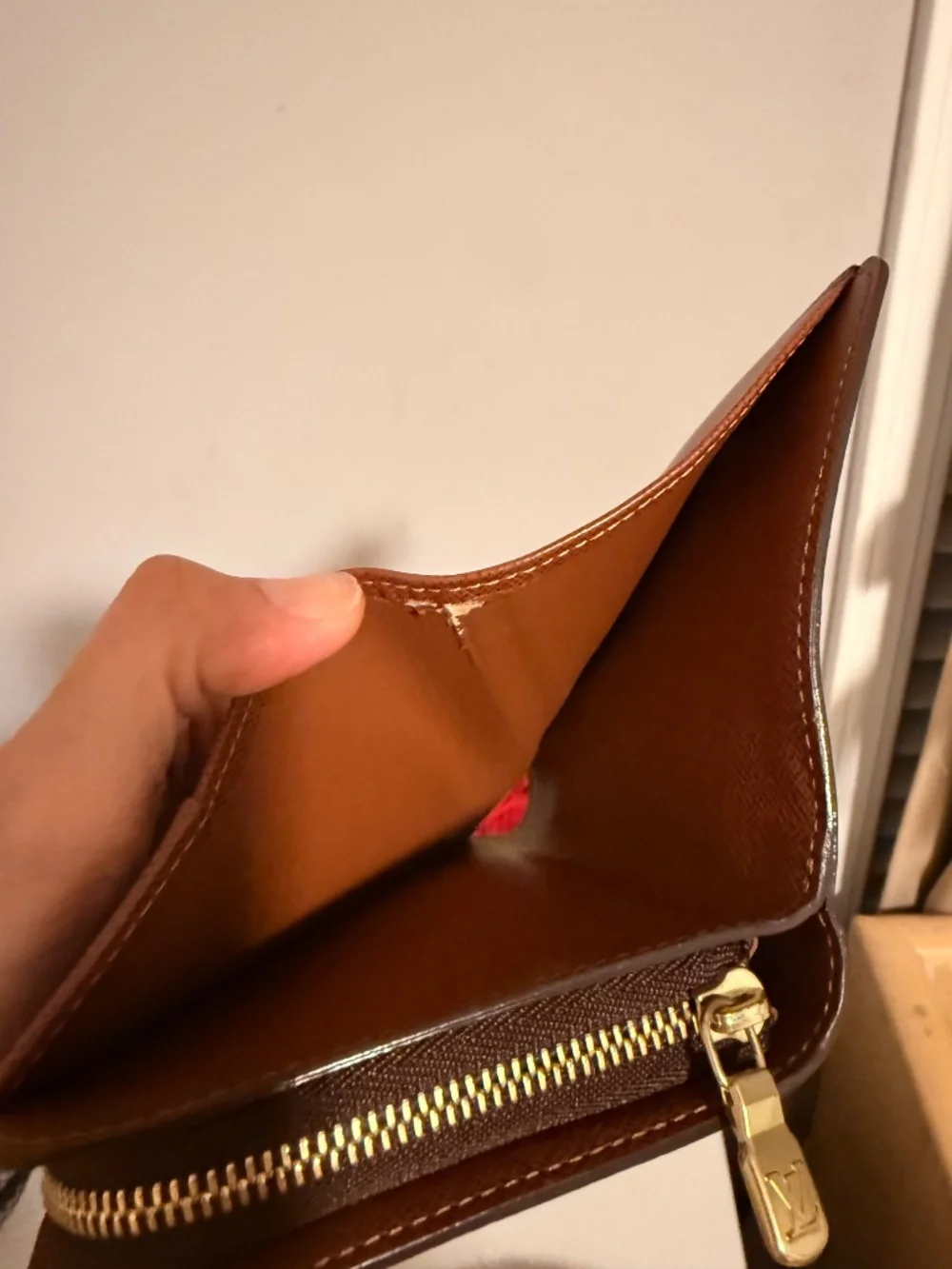 LV short wallet